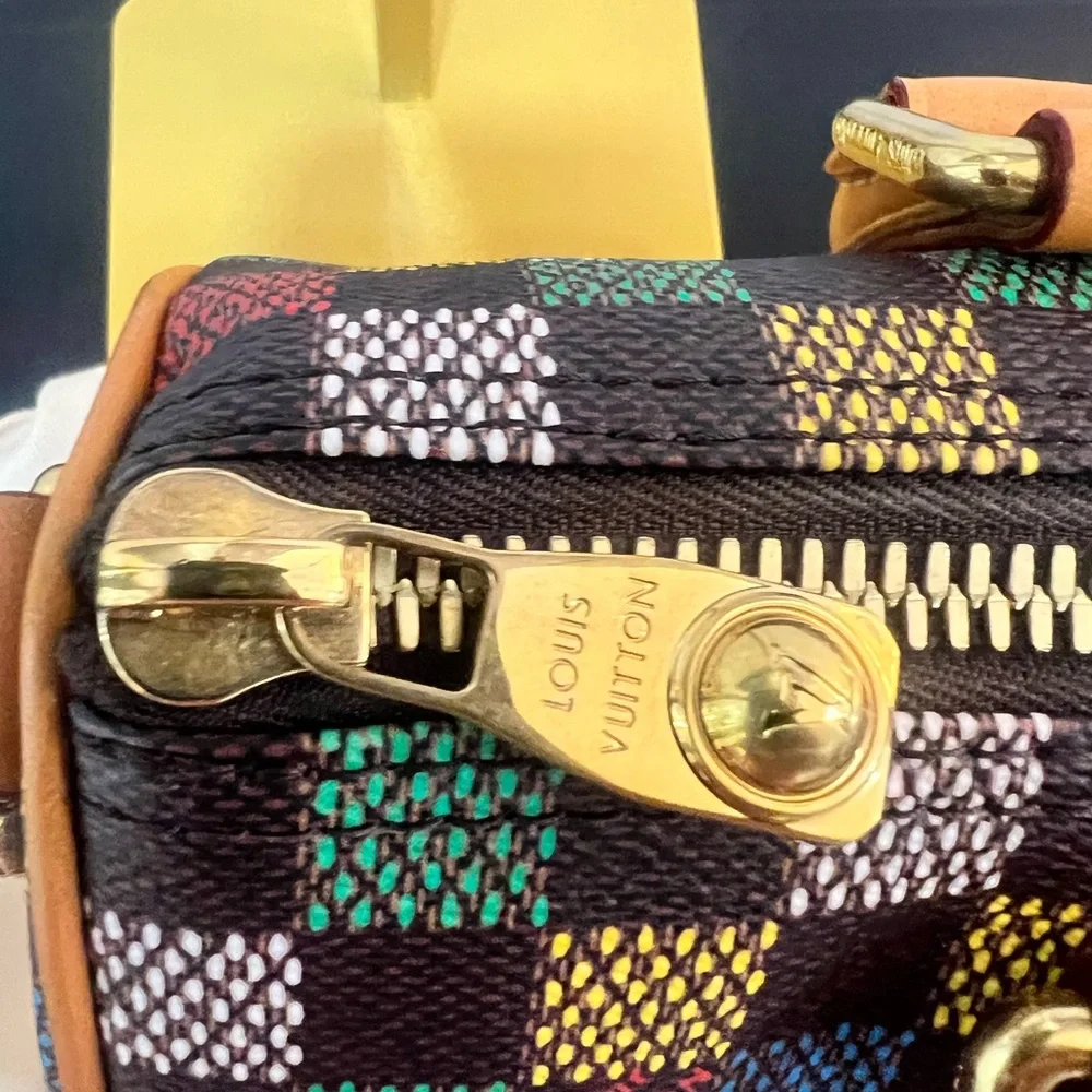 Louis Vuitton 25 L Vers Damier Ebene Keepall bandoliere 2025 gorgeous! ❤️💙💛🤎 - Picture 5 of 8